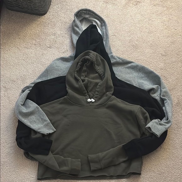 Cropped Hoodie Bundle - Picture 1 of 5